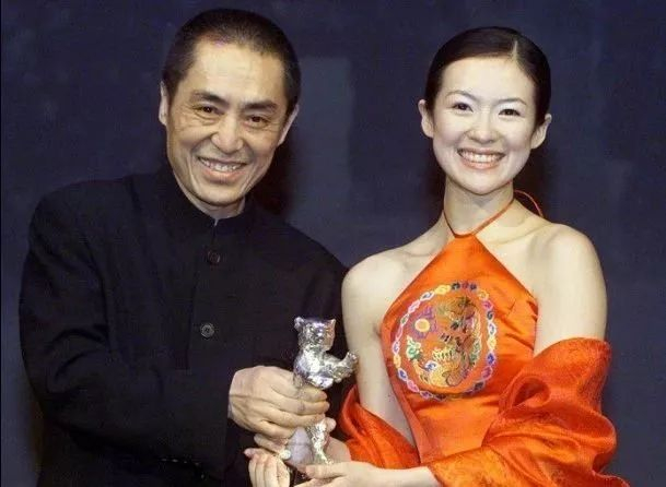 章子怡事业转型分析_章子怡汪峰婚姻现状_章子怡汪峰秀恩爱新闻