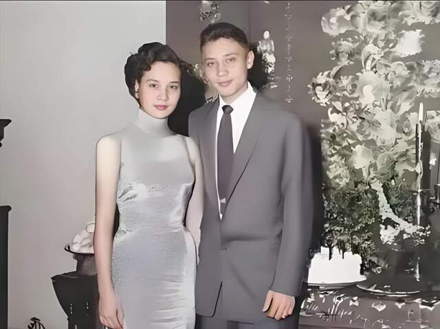 蒋孝章 俞扬和 婚姻 父女矛盾 宋美龄_俞扬和 蒋孝章_蒋孝章 蒋经国 女儿 父亲去世 留影