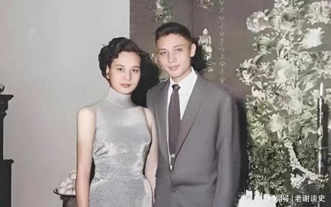 蒋孝章有多美？1967年在爷爷寿宴上留影，那年她29岁气质非凡