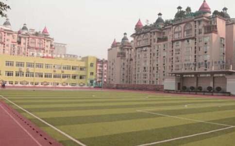 校园足球比赛报道稿