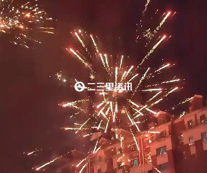 放鞭炮_财神节 鞭炮 燃放