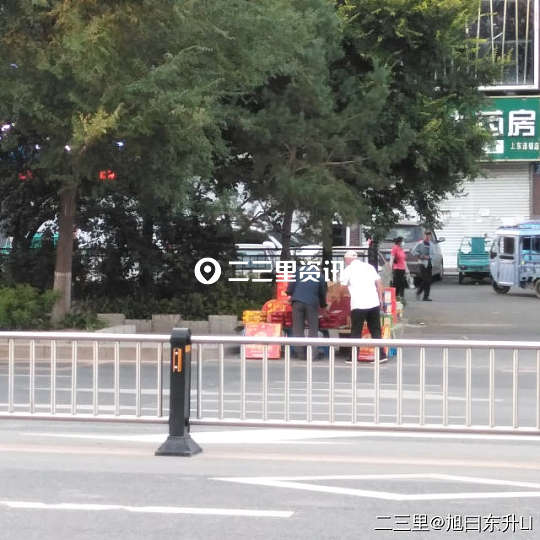 放鞭炮_财神节 鞭炮 燃放