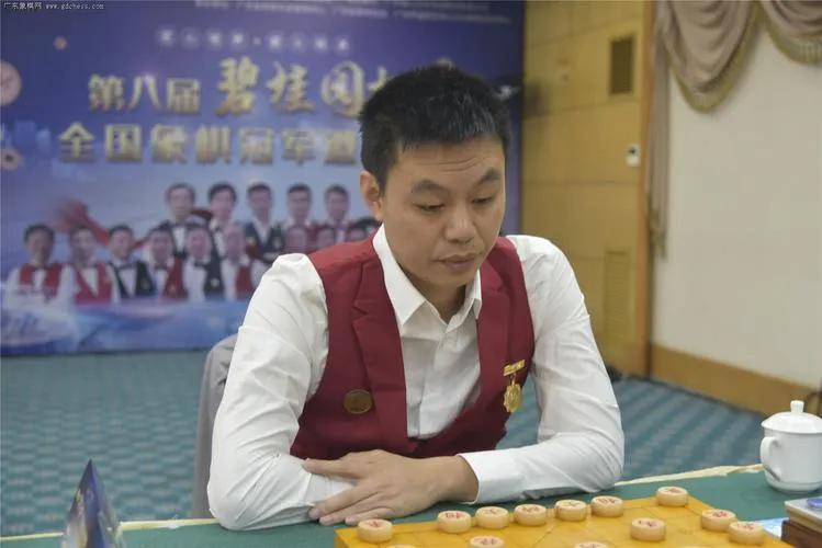 中国象棋历史名局_李来群最漂亮的一盘棋_象棋大师对局精选