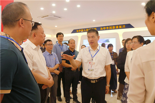 玉林市党建平台_机关党建工作成效_提高机关基层党组织建设质量研究