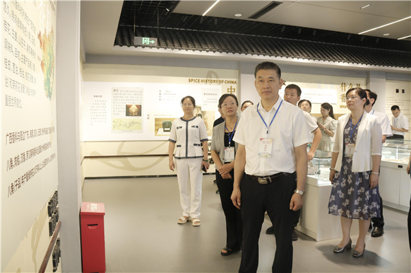 提高机关基层党组织建设质量研究_玉林市党建平台_机关党建工作成效