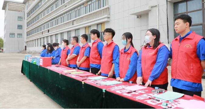 青年安全生产示范岗创建_煤矿安全生产月稿件_安全生产月六个一活动