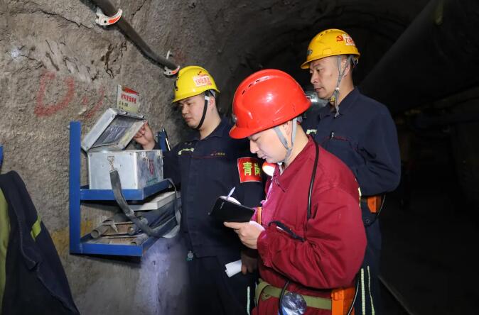 煤矿安全生产月稿件_安全生产月六个一活动_青年安全生产示范岗创建