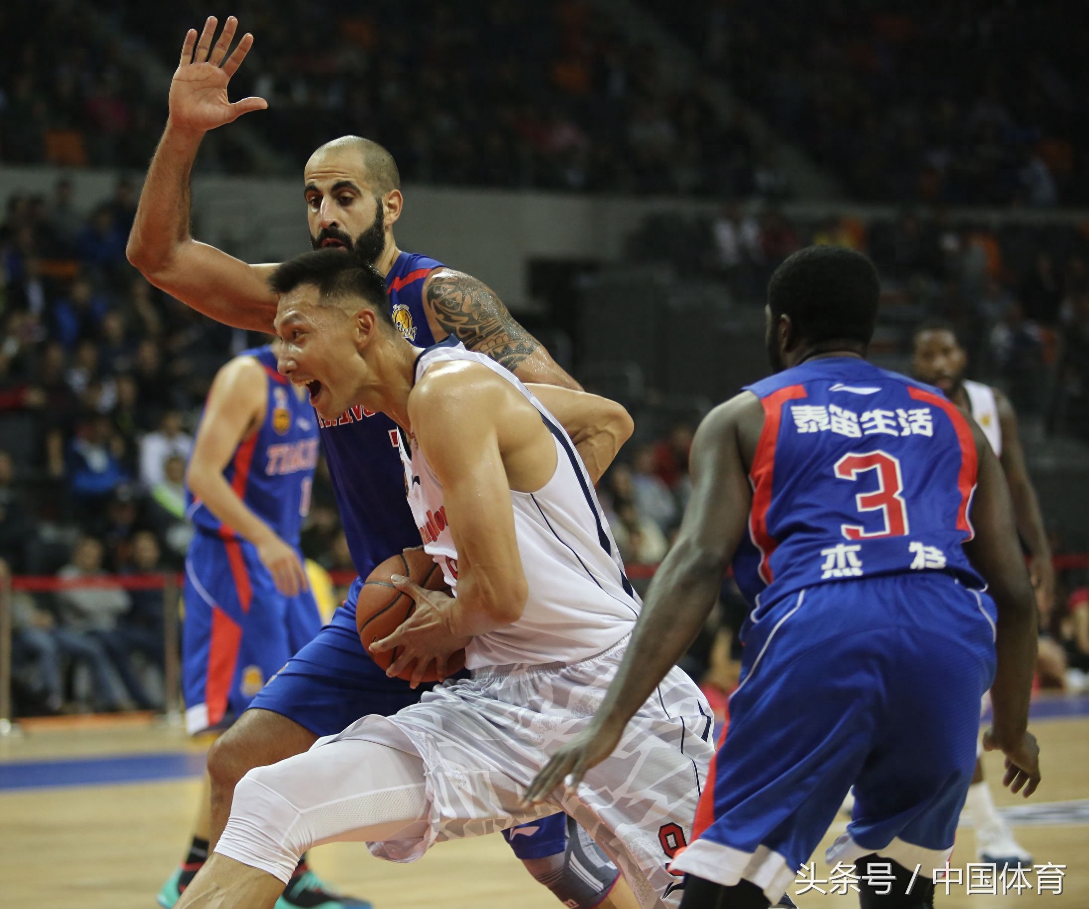 CBA联赛第十二轮赛事 广东114比103胜天津