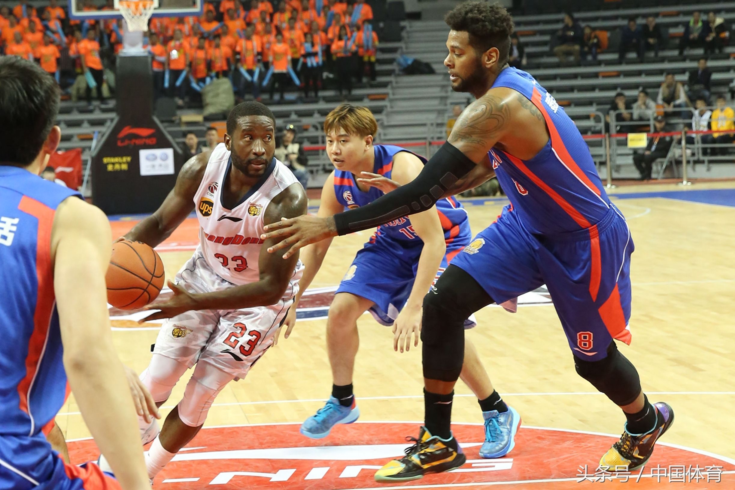 CBA联赛第十二轮赛事 广东114比103胜天津