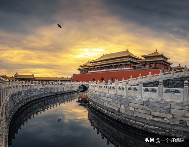 唐代壁画题记_敦煌壁画特点_敦煌壁画弹幕