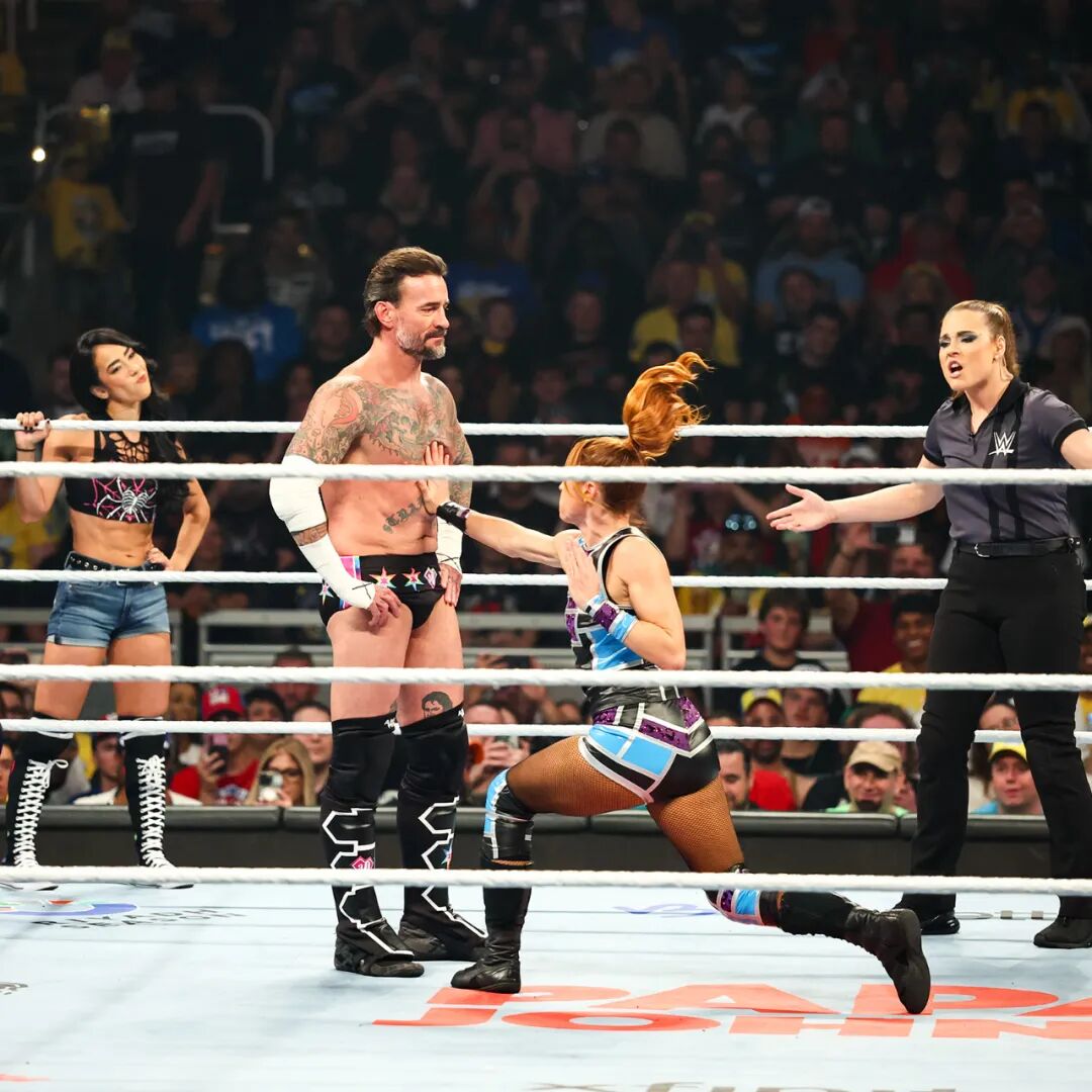 Bronson Reed Bron Breakker The Usos LA Knight weapon match WWE Raw 2025 Indiana_wwe2025_Brock Lesnar F5 John Cena Paul Heyman WWE match 2025 Indianapolis