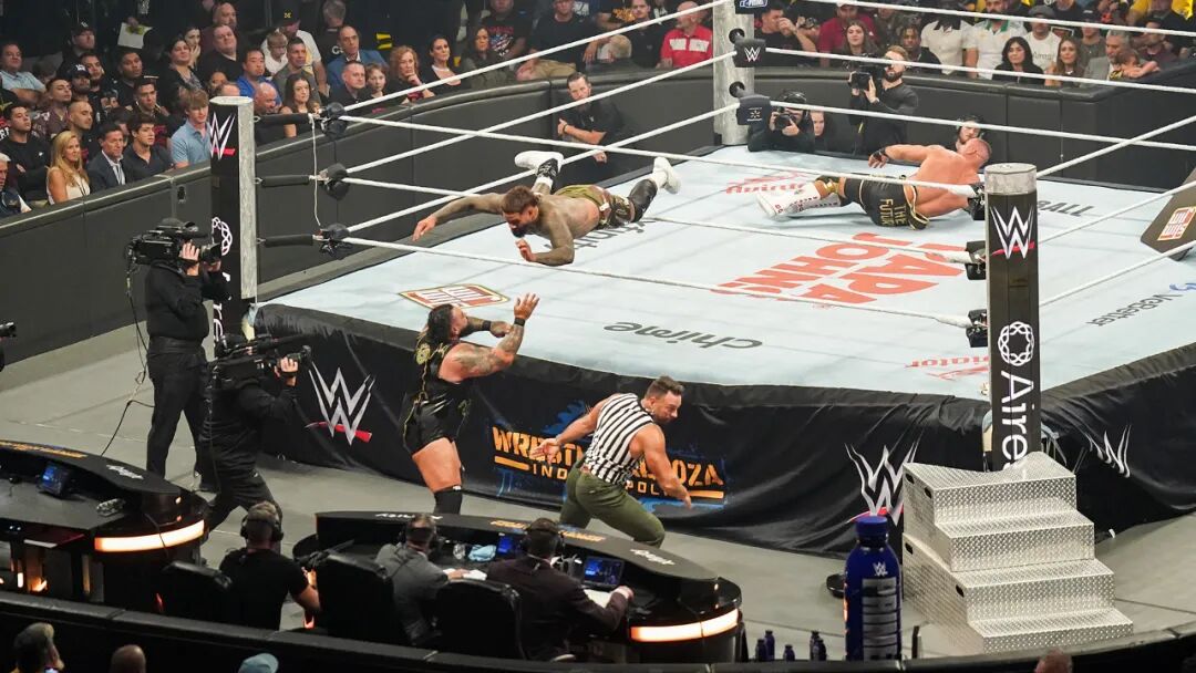 Bronson Reed Bron Breakker The Usos LA Knight weapon match WWE Raw 2025 Indiana_wwe2025_Brock Lesnar F5 John Cena Paul Heyman WWE match 2025 Indianapolis