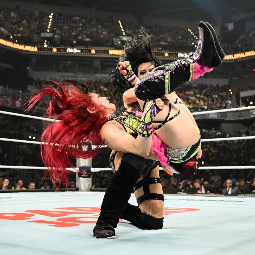 wwe2025_Bronson Reed Bron Breakker The Usos LA Knight weapon match WWE Raw 2025 Indiana_Brock Lesnar F5 John Cena Paul Heyman WWE match 2025 Indianapolis