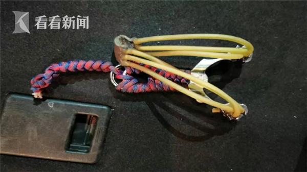 高速公路碰瓷豪车主案_通州警方摧毁碰瓷团伙_高速上豪车碰瓷党 疯狂作案300起