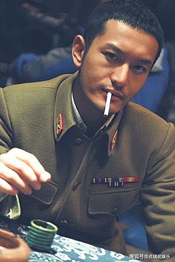 杨颖黄晓明结婚的新闻_杨颖事业危机分析_黄晓明杨颖离婚后现状