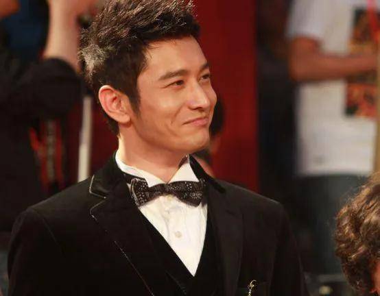 黄晓明baby婚姻危机_杨颖黄晓明结婚的新闻_黄晓明baby离婚原因