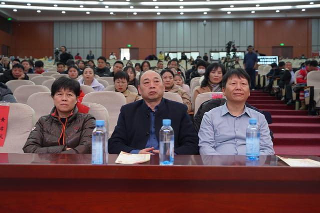 商丘教师克服困难教学_商丘夏邑新闻_商丘教育强国故事汇