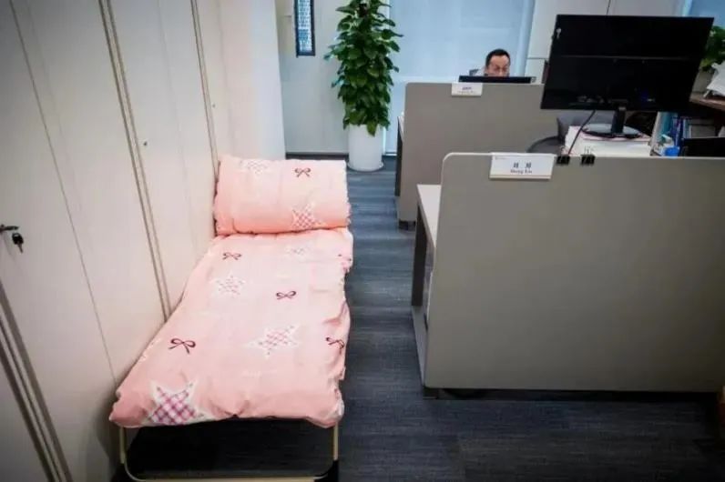 上海金融中心疫情应对_上海金融机构抗疫措施_金融实时新闻