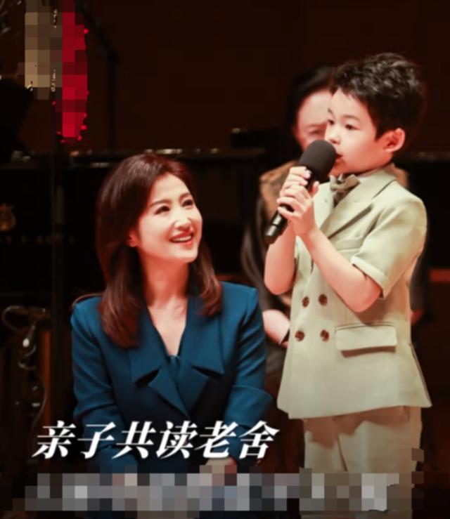 央视主持人爱情故事_春妮朗诵视频_刚强春妮夫妻