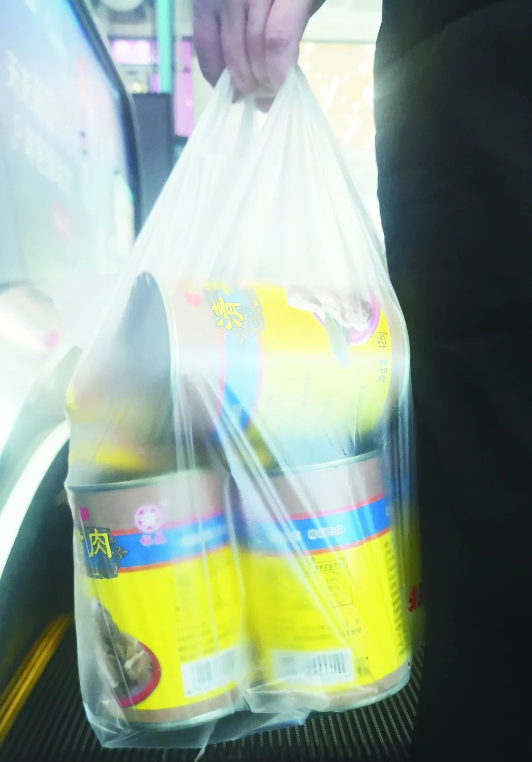 最严限塑令可降解塑料袋使用情况_哈尔滨超市可降解塑料袋价格_限塑令新闻