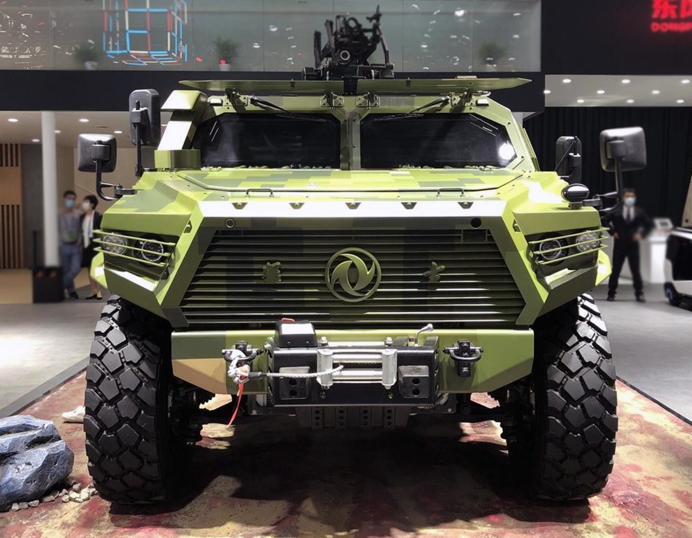 东风猛士第三代越野车_东风猛士军用版_坦克300越野车对比