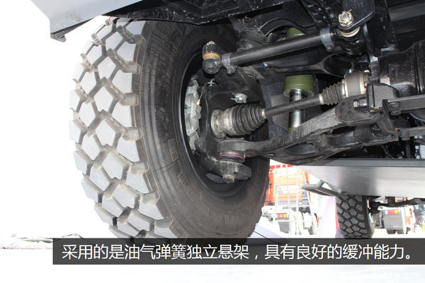 北京车展：独家爆料 4X4东风猛士甲实拍