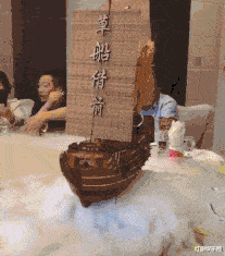 可爱宠物的有趣瞬间_搞笑新闻动态图片_搞笑的生活场景