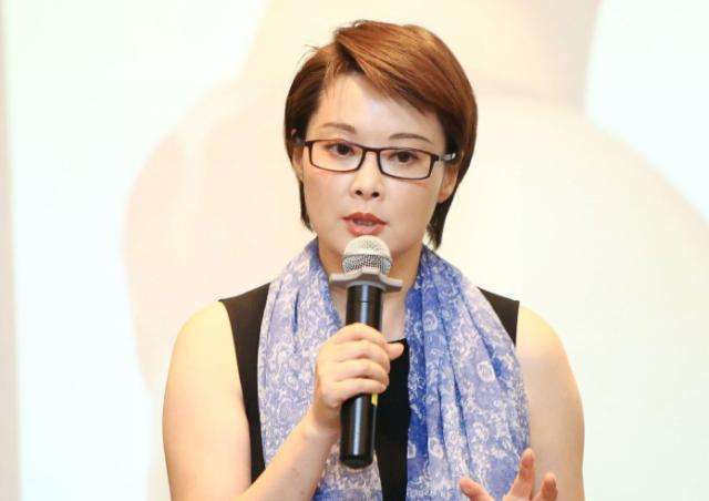 徐威为什么和袁立分手_袁立和徐威感情经历_袁立徐威交往细节