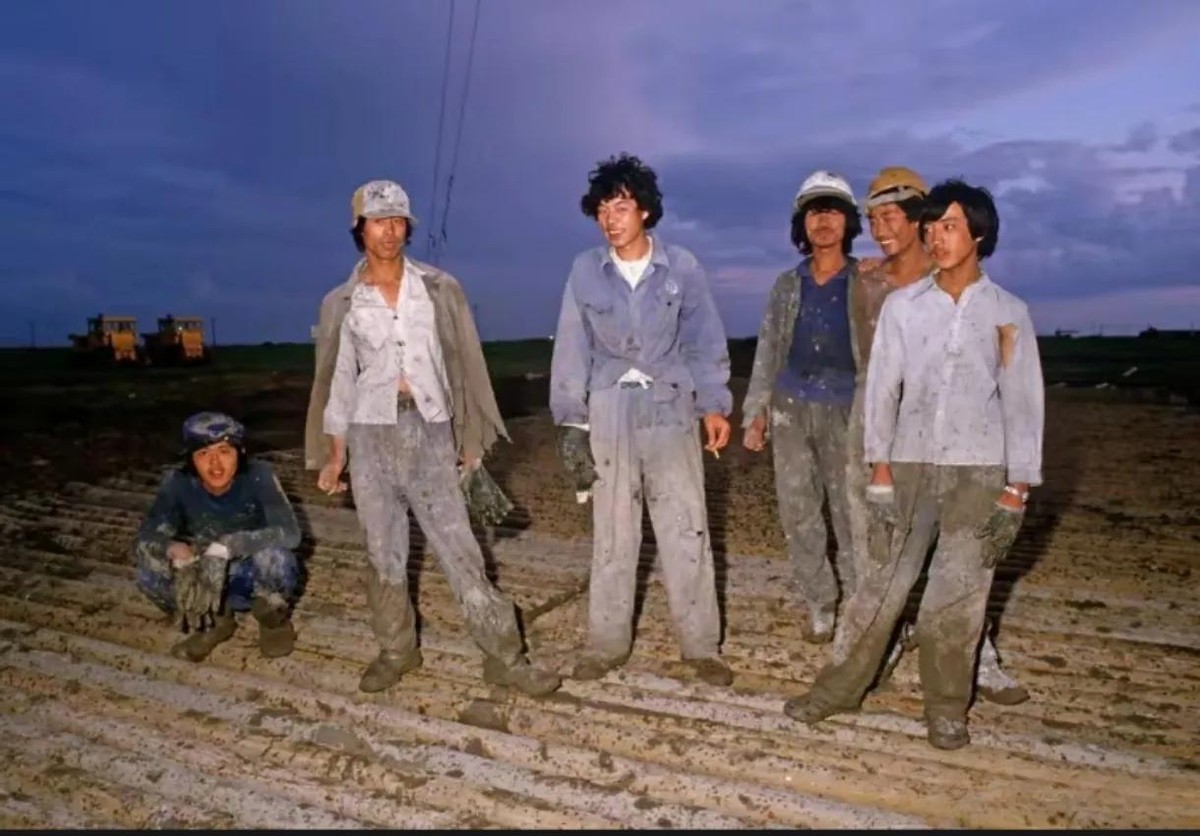 加斯穆尔纪实摄影_大庆新闻重播_大庆油田历史