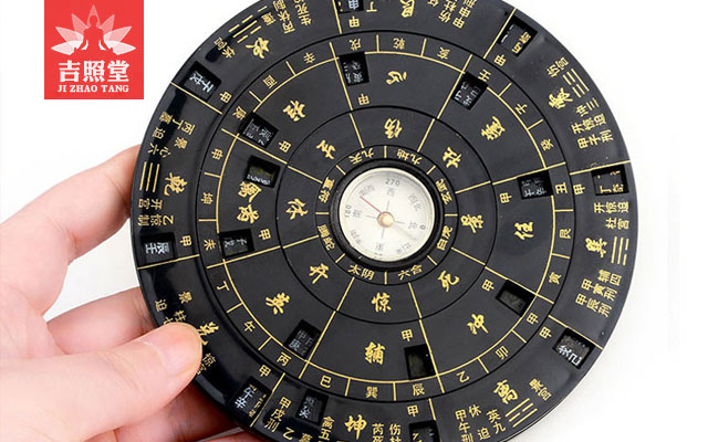 右眼皮跳的时辰预兆，右眼皮跳的时辰代表什么？