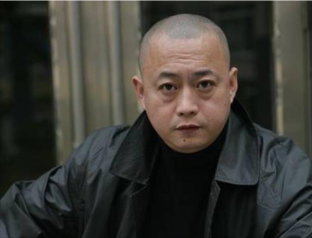 孙红雷征服剧情 王宝德何铁洪演技 高群书导演经典作品_孙洪雷的征服