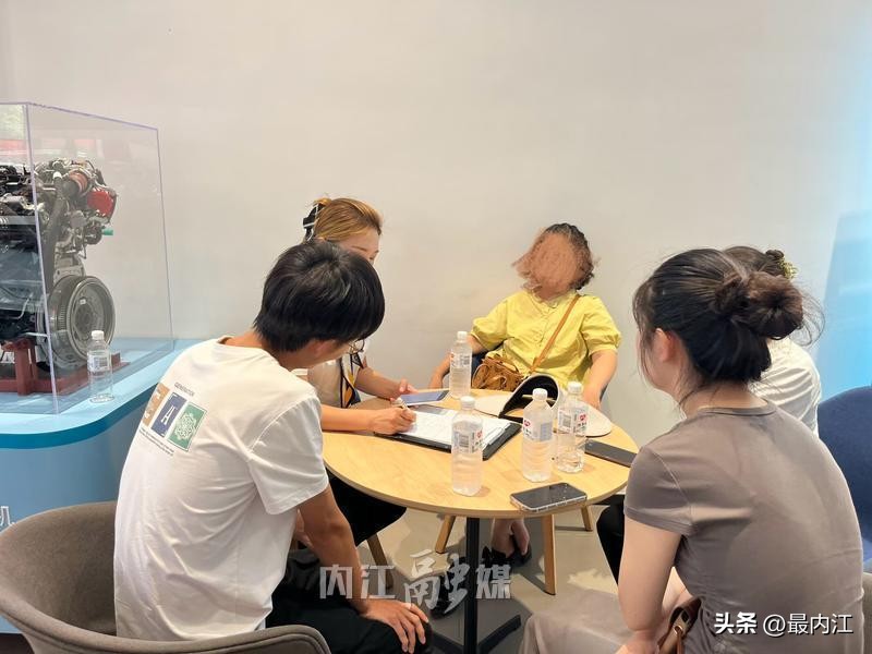 四川汽车以旧换新补贴最后一天_四川省汽车报废更新补贴申请_四川新闻内江