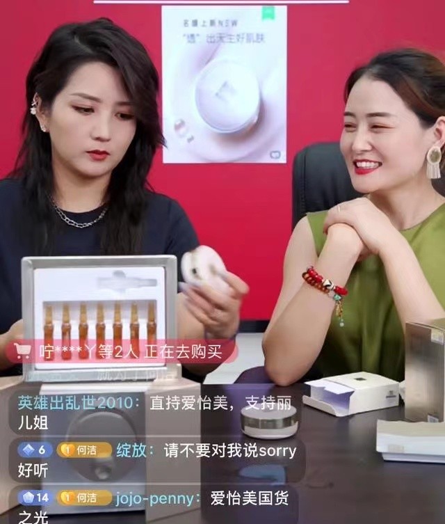 何洁新闻_何洁 超级女声 生涯起伏