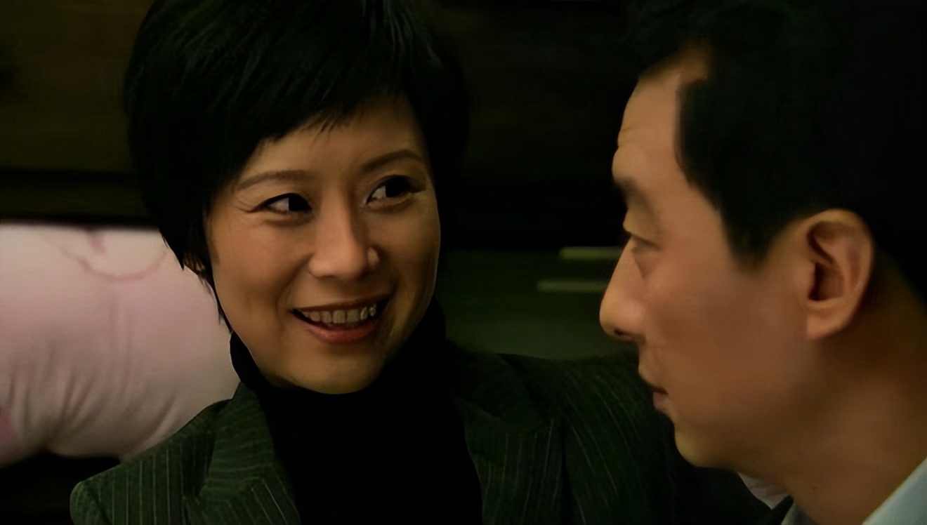 蜗居宋思明在被子里舔_中年凤凰男欲望分析_宋思明海藻关系解读