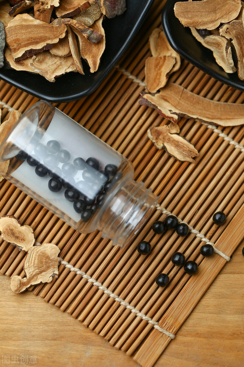 慢性支气管炎与慢阻肺_慢阻肺急性加重期 小青龙颗粒 清气化痰丸 苏子降气丸 葶贝胶囊 慢阻肺稳定期 六君子丸 补肺活血胶囊 生脉饮口服液 玉屏风颗粒