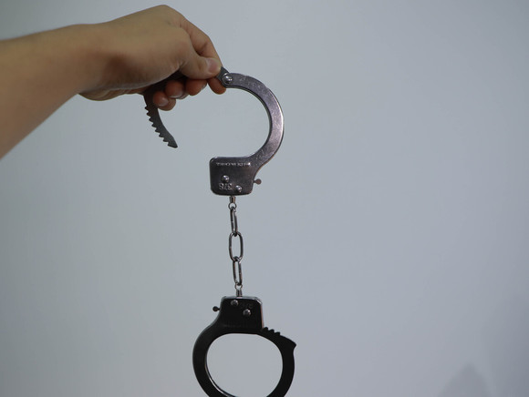 遇到碰瓷讹人怎么办