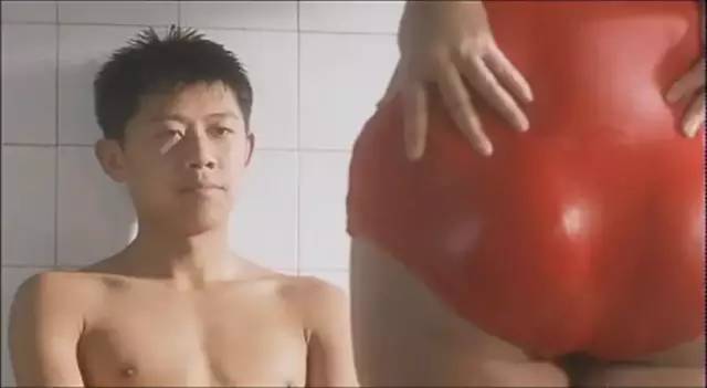 甄子丹姜文不和_姜文邪不压正 电影剧情 解读