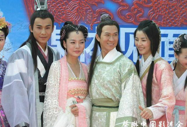 中国公婆有多好? 中国媳妇儿蔡琳和秋瓷炫竟都被公婆感动落泪!