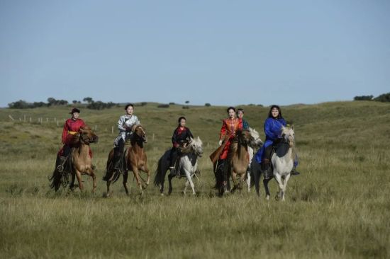 锡林郭勒草原旅游项目_锡林郭勒新闻_锡林郭勒千里草原风景大道