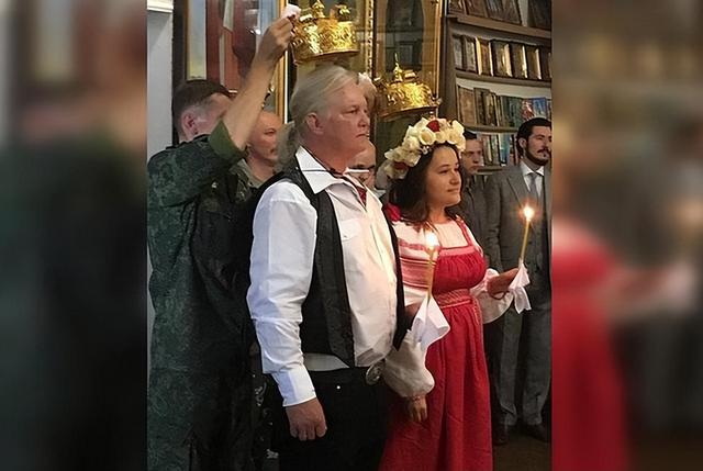 著名战地记者_拉塞尔·本特利 顿涅茨克 战地记者