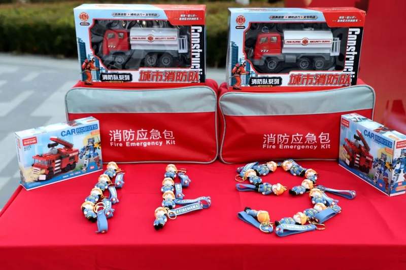 关于消防的稿件_消防宣传月活动启动_全民消防生命至上