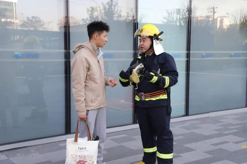 消防宣传月活动启动_关于消防的稿件_全民消防生命至上