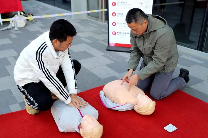 全民消防生命至上_消防宣传月活动启动_关于消防的稿件