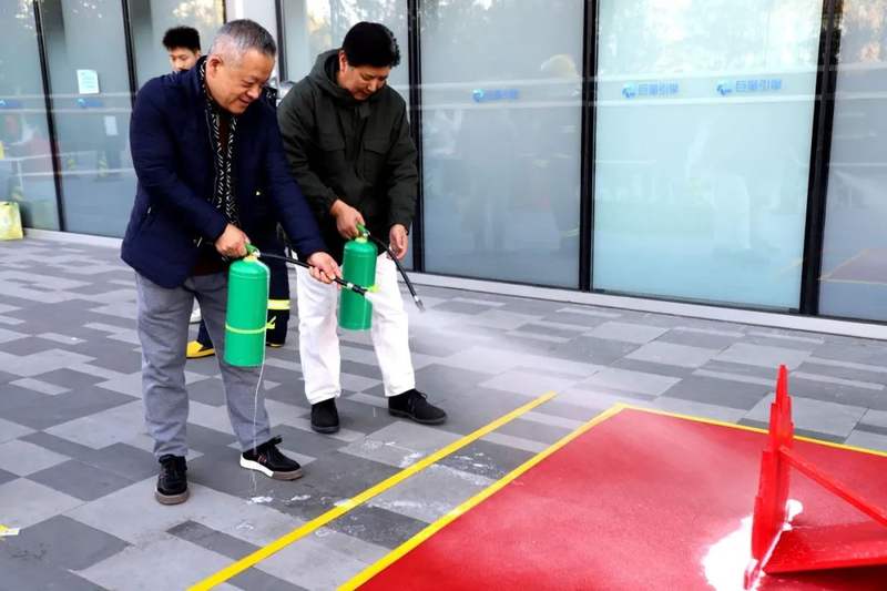 消防宣传月活动启动_全民消防生命至上_关于消防的稿件