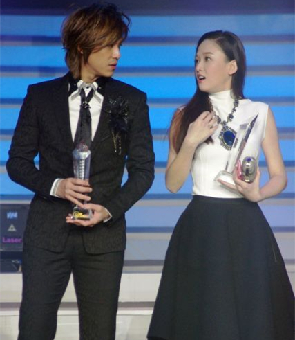 陈楚河黄金单身汉吻戏_陈楚河 黑帮太子爷 黄金单身汉