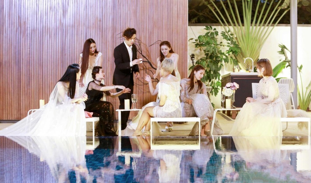 陈楚河黄金单身汉吻戏_陈楚河 黑帮太子爷 黄金单身汉