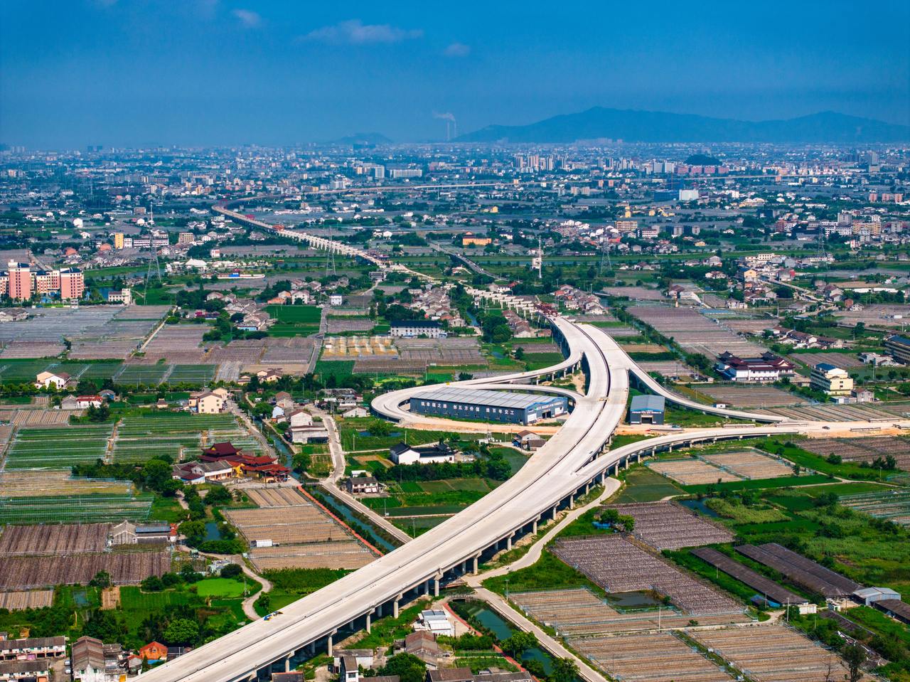 文成县高速路新闻_瑞苍高速 浙东南高速路网 乡村振兴交通