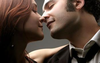 美女接吻技巧教学_接吻技巧步骤_接吻注意事项