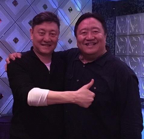 冉东升春晚观赛经历_春晚笑脸哥微博_笑脸哥18年春晚观众席