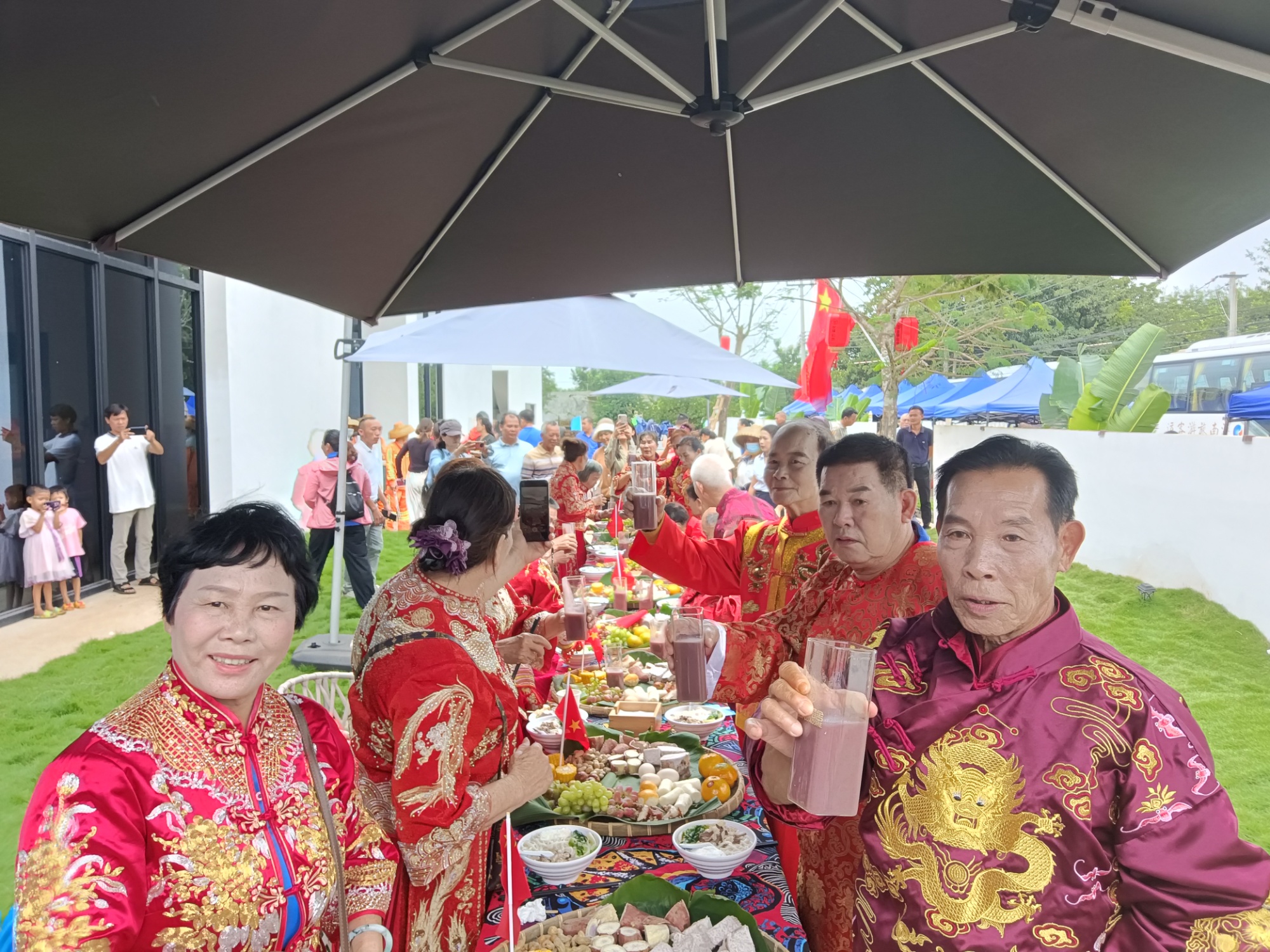 临高世界长寿乡 百岁寿星榜 重阳节敬老爱老活动_今曰临高新闻